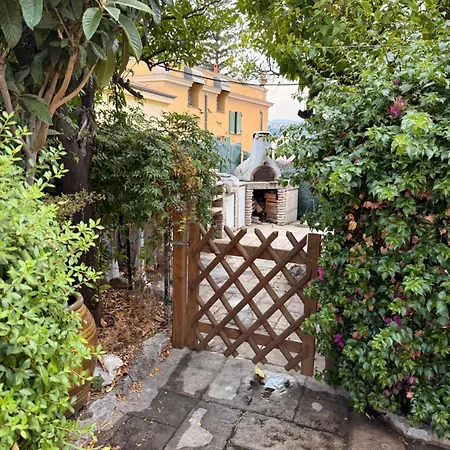 La Pomponette Climatisee Ecrin De Verdure A Deux Pas Du Centre Holiday home *