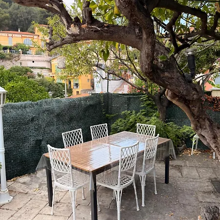 La Pomponette Climatisee Ecrin De Verdure A Deux Pas Du Centre Menton